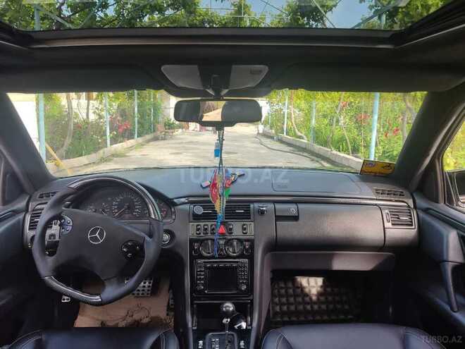 Mercedes E 240 1996, 500,000 km - 2.8 l - Yevlax