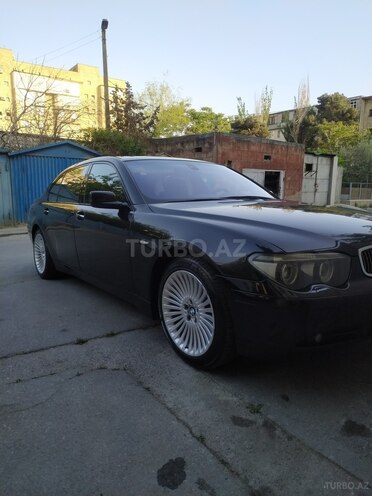 BMW 745 2004, 285,000 km - 4.4 l - Bakı