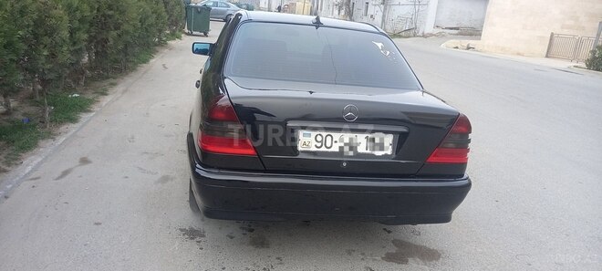 Mercedes C 240 2000, 329,000 km - 2.4 l - Bakı