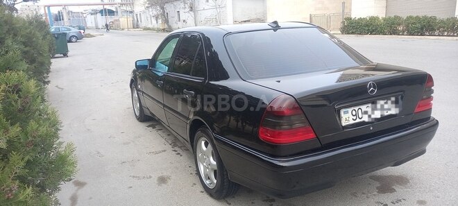 Mercedes C 240 2000, 329,000 km - 2.4 l - Bakı