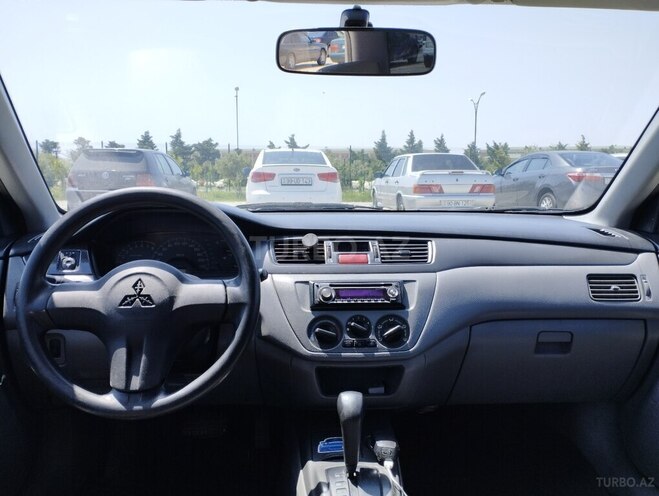 Mitsubishi Lancer 2006, 355,000 km - 1.3 л - Bakı