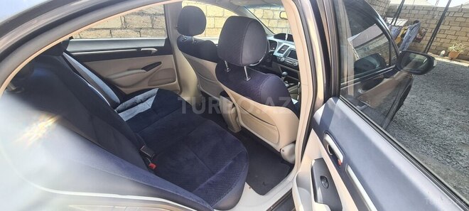 Honda Civic 2008, 380,000 km - 1.3 л - Sumqayıt