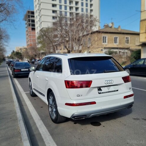 Audi Q7 2017, 122,000 km - 2.0 л - Bakı