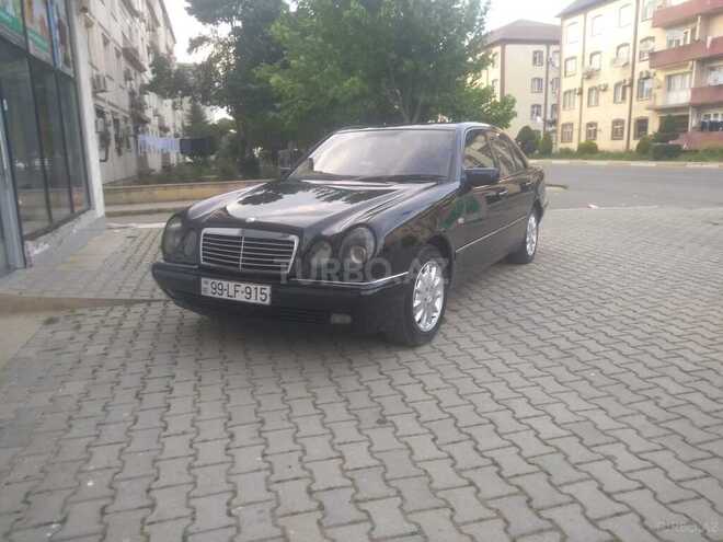 Mercedes E 280 1999, 410,000 km - 2.8 l - Bakı