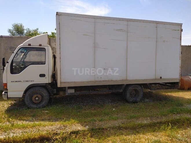 Isuzu NKR 55 L 2008, 300,000 km - 2.8 l - Bakı