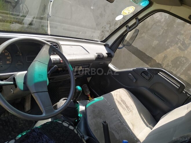 Isuzu NKR 55 L 2008, 300,000 km - 2.8 l - Bakı