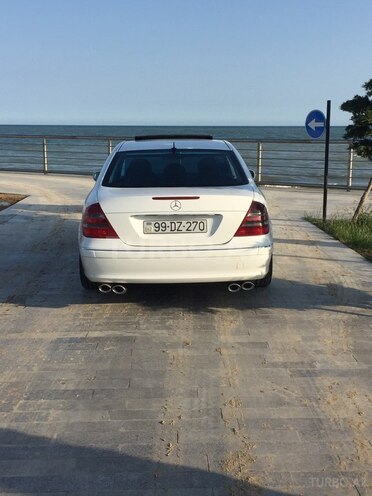 Mercedes E 270 2005, 250,000 km - 2.7 l - Bakı