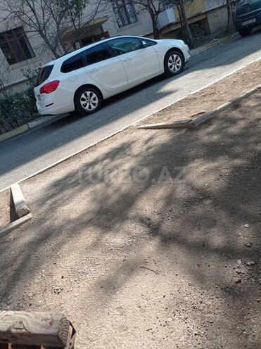 Opel Astra 2011, 150,000 km - 1.4 l - Goranboy