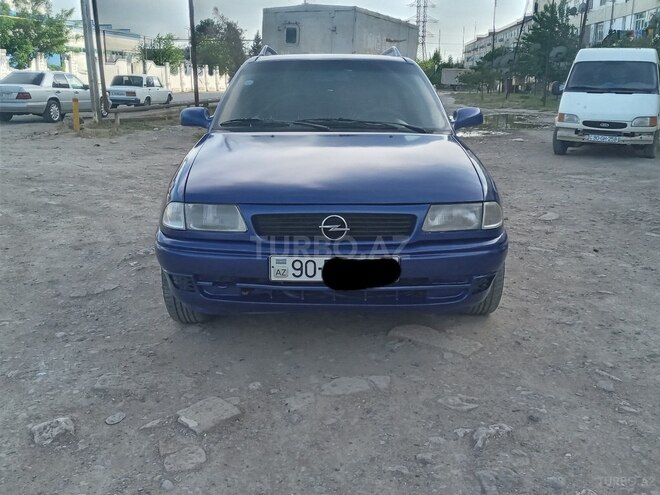 Opel Astra 1998, 231,200 km - 1.6 l - Salyan
