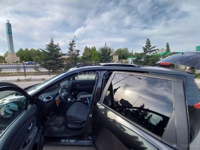 Renault Grand Scenic 2009, 299,050 km - 1.5 л - Yevlax
