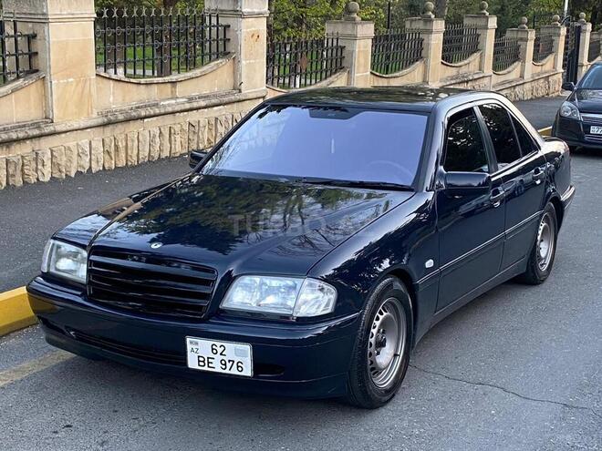 Mercedes C 220 2000, 450,000 km - 2.2 л - Zaqatala