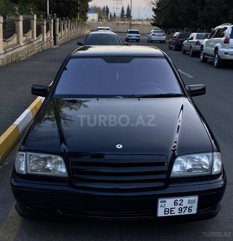 Mercedes C 220 2000, 450,000 km - 2.2 л - Zaqatala