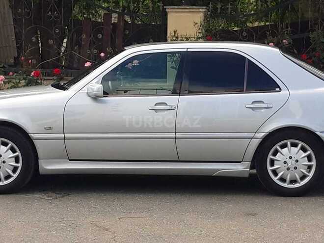 Mercedes C 240 1999, 145,876 km - 2.4 l - Ağcabədi