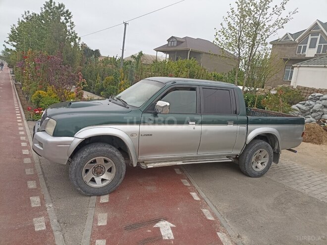 Mitsubishi L200 2002, 597,000 km - 2.5 l - Bakı