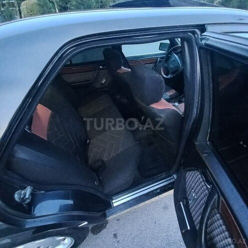 Mercedes E 220 1994, 536,000 km - 2.2 l - Şəmkir