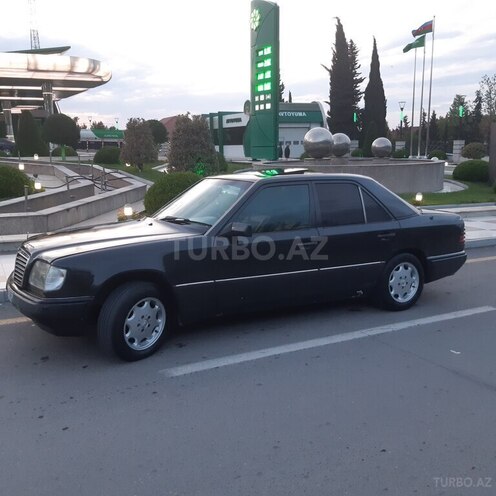 Mercedes E 220 1994, 536,000 km - 2.2 l - Şəmkir