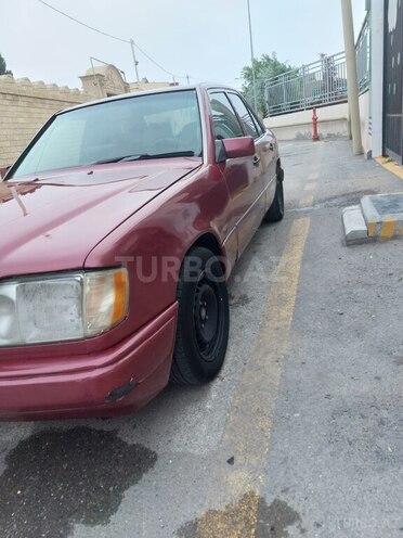 Mercedes E 200 1994, 336,846 km - 2.0 l - Bakı