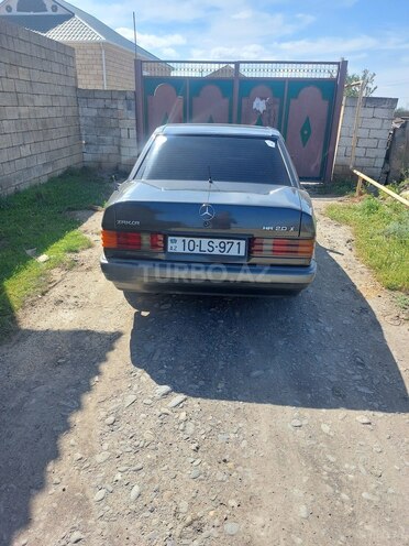 Mercedes 190 1990, 137,560 km - 2.0 л - Bakı