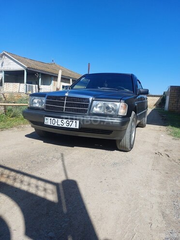 Mercedes 190 1990, 137,560 km - 2.0 л - Bakı