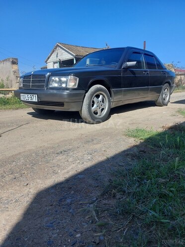 Mercedes 190 1990, 137,560 km - 2.0 л - Bakı