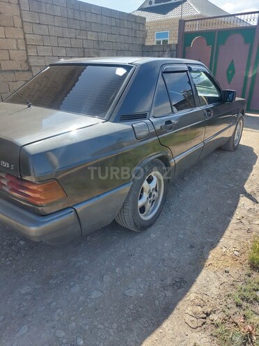 Mercedes 190 1990, 137,560 km - 2.0 л - Bakı