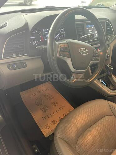 Hyundai Elantra 2017, 25,750 km - 2.0 l - Bakı