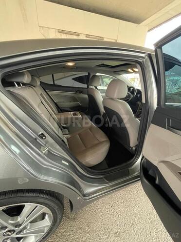 Hyundai Elantra 2017, 25,750 km - 2.0 l - Bakı