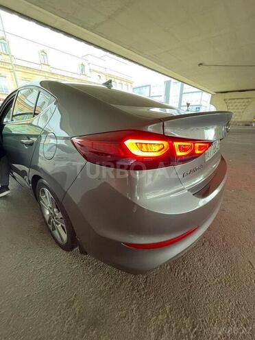 Hyundai Elantra 2017, 25,750 km - 2.0 l - Bakı