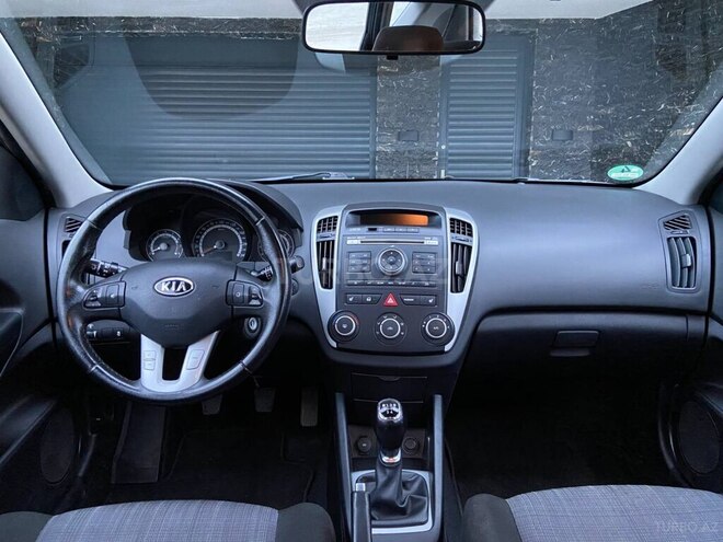Kia Ceed 2010, 190,000 km - 1.4 л - Bakı