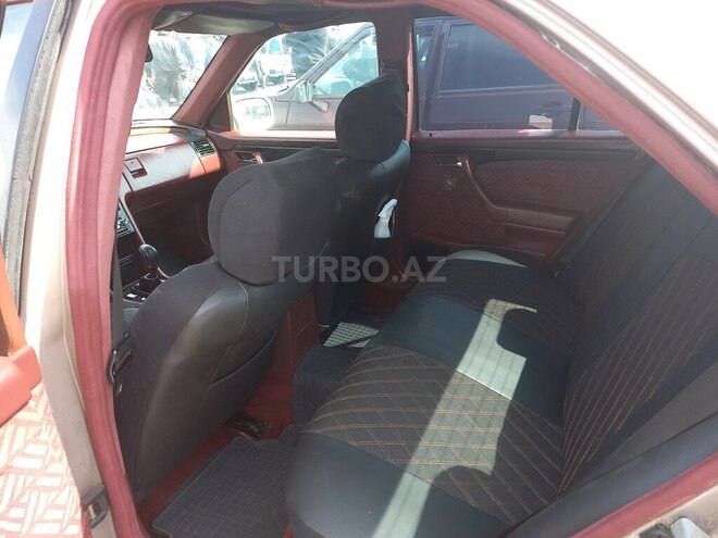 Mercedes C 220 1993, 446,842 km - 2.2 л - Bakı