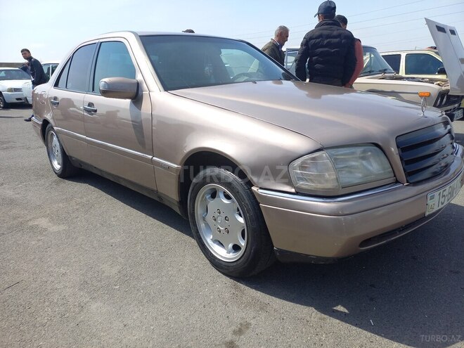 Mercedes C 220 1993, 446,842 km - 2.2 л - Bakı