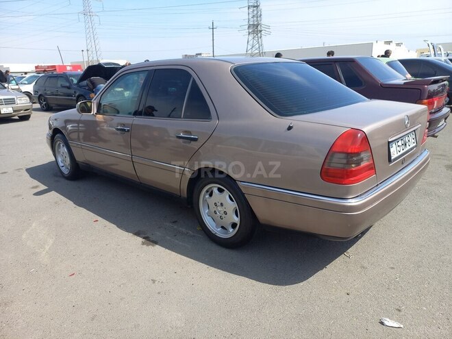 Mercedes C 220 1993, 446,842 km - 2.2 л - Bakı