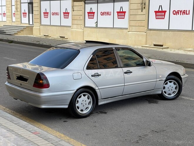 Mercedes C 240 1998, 234,518 km - 2.4 l - Sumqayıt