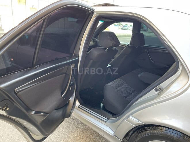 Mercedes C 240 1998, 234,518 km - 2.4 l - Sumqayıt