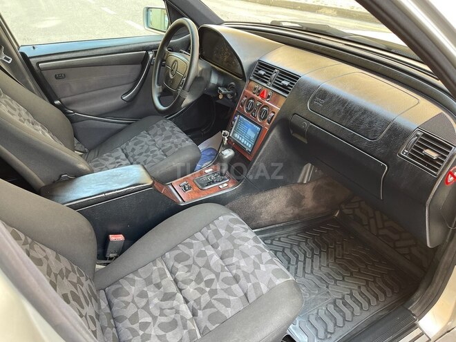 Mercedes C 240 1998, 234,518 km - 2.4 l - Sumqayıt