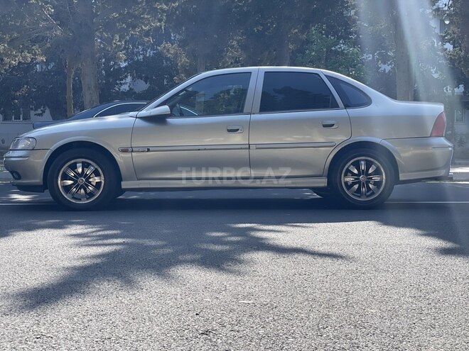 Opel Vectra 1997, 282,022 km - 1.8 l - Bakı
