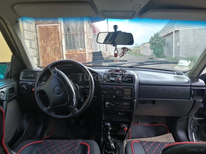 Opel Vectra 1994, 343,000 km - 1.8 l - Gəncə