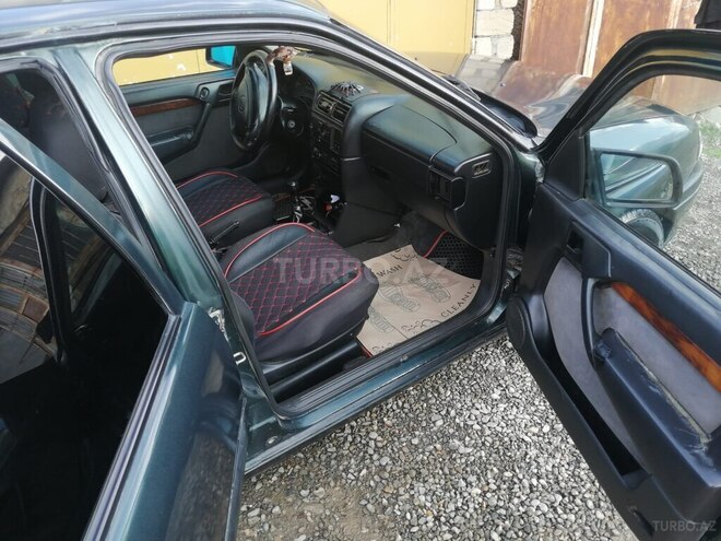 Opel Vectra 1994, 343,000 km - 1.8 l - Gəncə