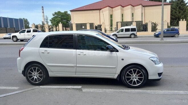 Toyota Corolla 2006, 250,000 km - 1.4 l - Bakı