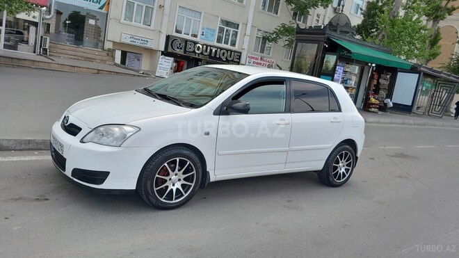 Toyota Corolla 2006, 250,000 km - 1.4 l - Bakı