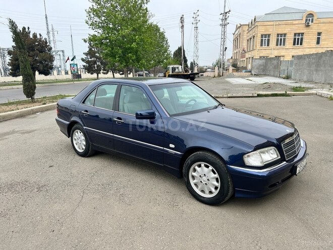 Mercedes C 180 2000, 325,000 km - 1.8 l - Gəncə