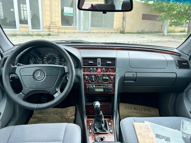 Mercedes C 180 2000, 325,000 km - 1.8 l - Gəncə
