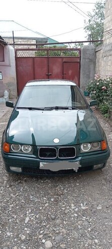 BMW 318 1995, 325,800 km - 1.8 л - Mingəçevir
