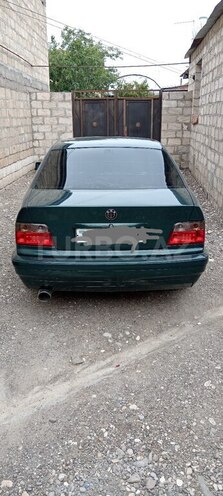 BMW 318 1995, 325,800 km - 1.8 л - Mingəçevir