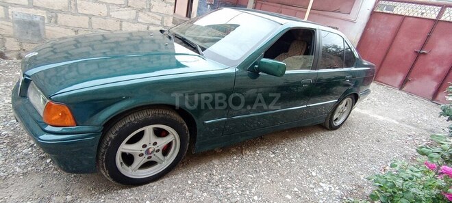 BMW 318 1995, 325,800 km - 1.8 л - Mingəçevir