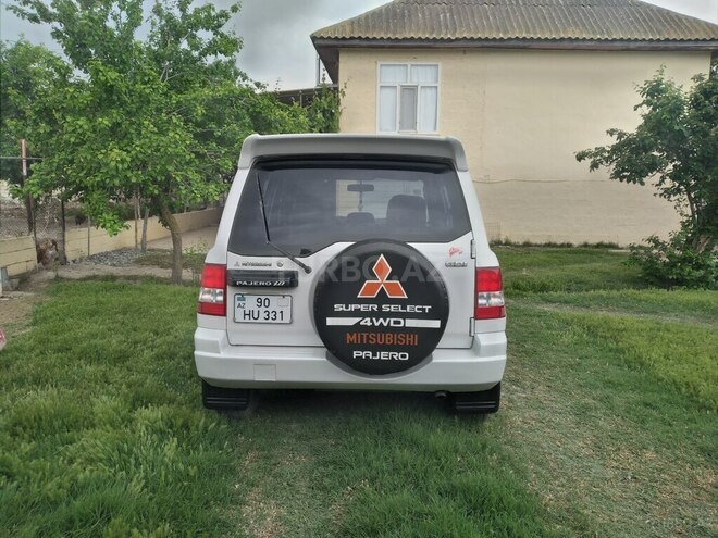 Mitsubishi Pajero io 1999, 200,865 km - 1.8 л - Bakı
