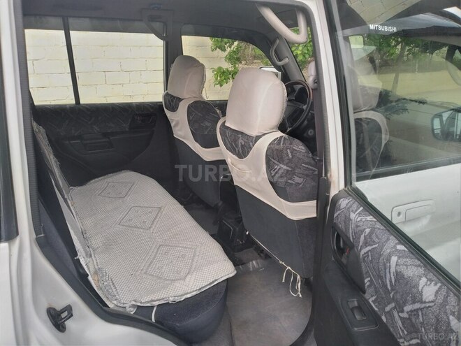 Mitsubishi Pajero io 1999, 200,865 km - 1.8 л - Bakı