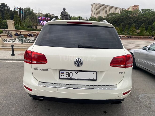 Volkswagen Touareg 2011, 239,000 km - 3.6 l - Bakı