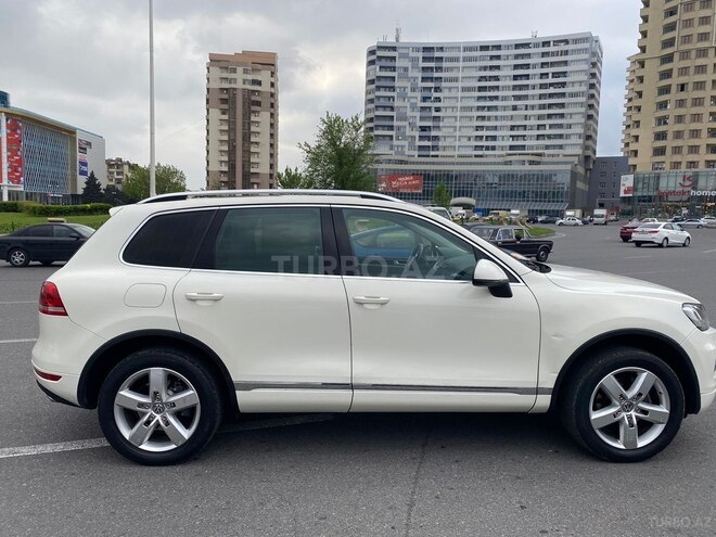 Volkswagen Touareg 2011, 239,000 km - 3.6 l - Bakı