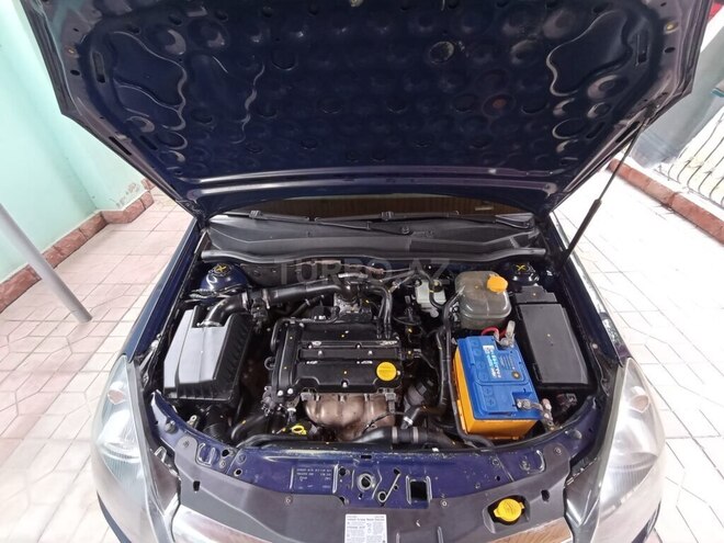 Opel Astra 2006, 280,000 km - 1.4 l - Sumqayıt